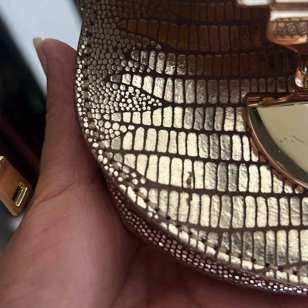 MICHAEL KORS Mini CRISS BODY BAG!! Gold tone - Picture 12 of 13